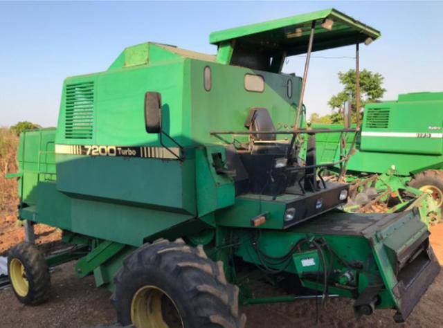 CA - 7200 - John Deere - 1999 - Foto 3