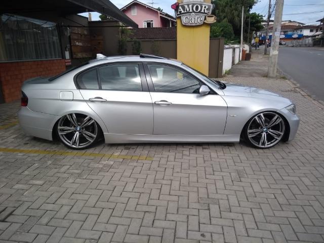 Vendo BMW 320i legalizada - Foto 3