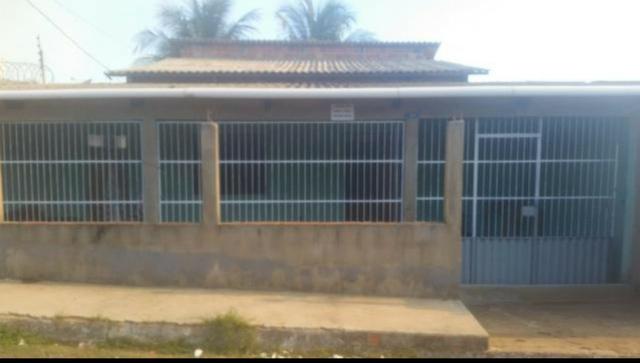 Vendo ou troco uma casa