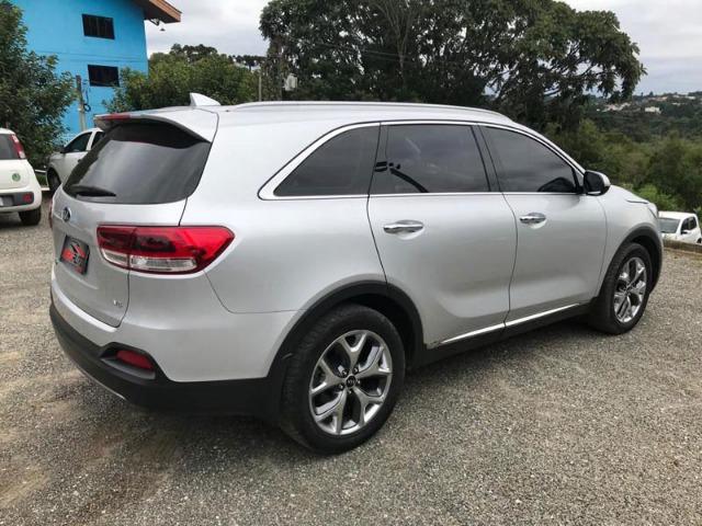 Kia Sorento 7 lugares - ano 2017 - 3.3 V6 24V 270cv - Automática - Teto Solar Panorâmico