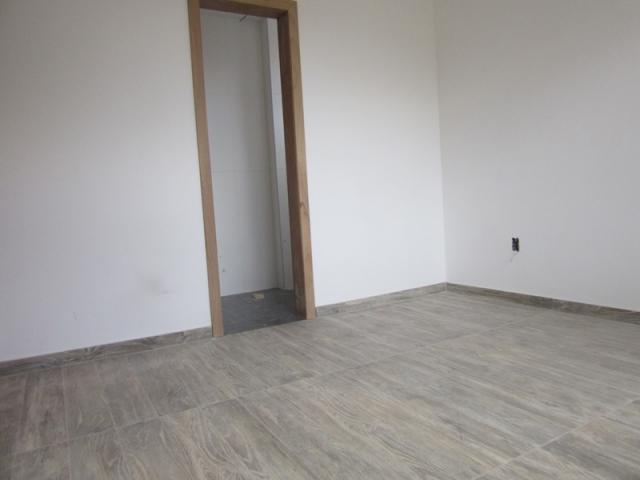 Lançamento no bairro Caiçara, prédio novo, 100% revestido com elevador! - Foto 9
