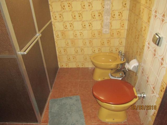 Rm imóveis vende. casa no melhor ponto do bairro, rua plana, casa estilo colonial, janelas - Foto 12