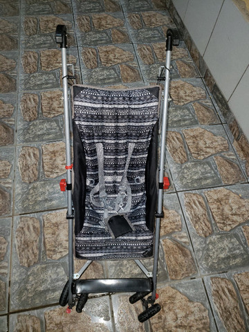 Carrinho Umbrella Slim Preto Voyage (Só Venda) - Foto 3