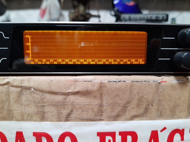 Ultra Curve Pro Behringer - Foto 6