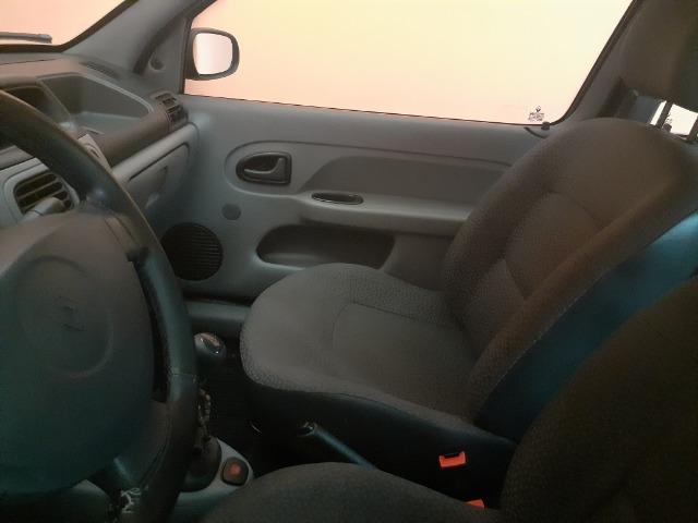 Clio - Foto 4