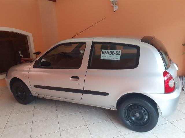 Clio - Foto 2
