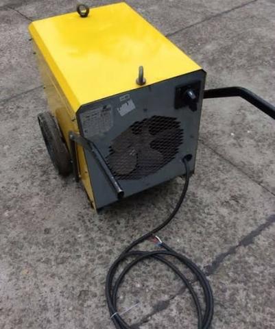 Máquinas de solda semi novas.400 Ampers - Foto 2