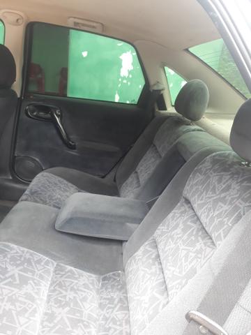 Vendo' Vectra 2.0 .97 atrasado 8.500 ou em dias9.300 - Foto 6
