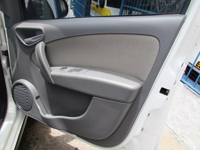 Fiat Grand Siena 1.6 16v Essence Flex 4p - Foto 6