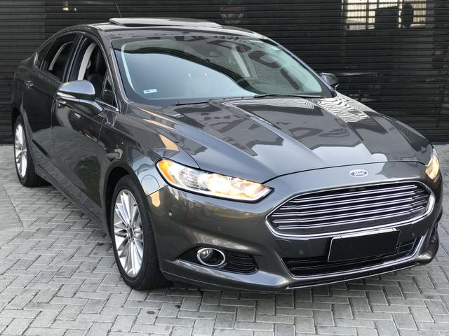 Ford Fusion titanium AWD