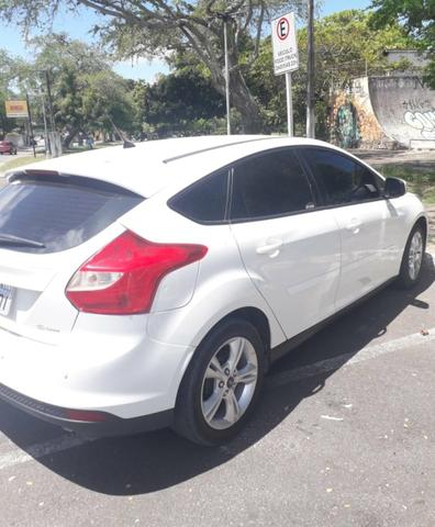 Ford Focus 2014 1.6 manual - Foto 2