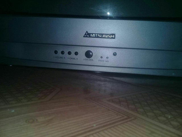 Tv Mitsubishi em perfeito estado