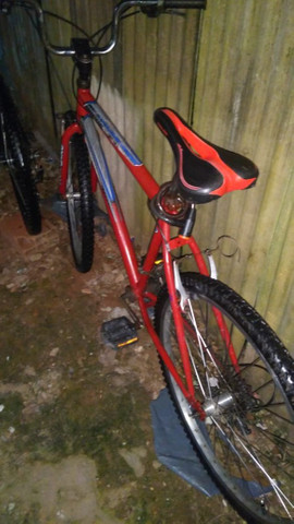 Vendo ou troco esse bike toda boa mandem propostas - Foto 2