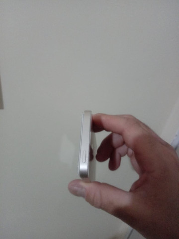 IPhone 5s dourado - Foto 4