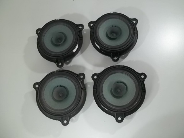 Kit De Alto-falante Do Nissan Kicks 2019 - Peças para carros, vans
