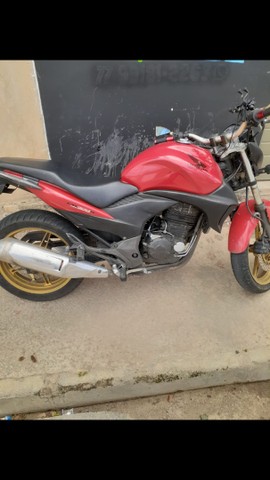 MOTO CB 300