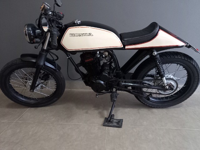 CG 200 CC 1981 CAFÉ RACER 12.000,00