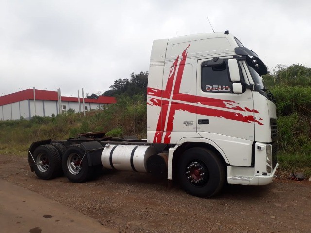 FH 520 6X4