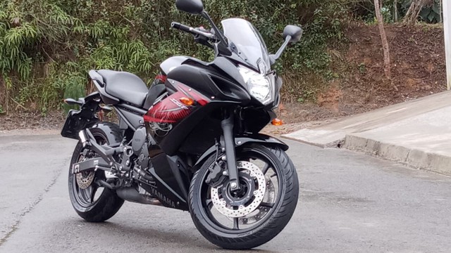 TORRO XJ6F 600 2012 TODA ORIGINAL E BARATA NOTA FISCAL APENAS 19 MIL KM TOP TORRO