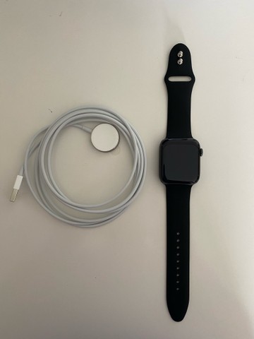 smartwatch apple watch series 5 44mm cinza espacial