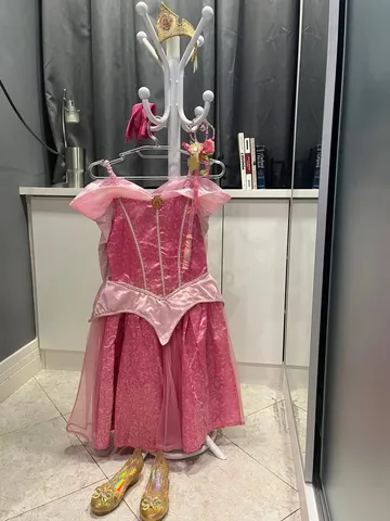 Vestido Fantasia Princesa Cinderela Menina Festa Dama Com Kit Coroa Luva  Varinha