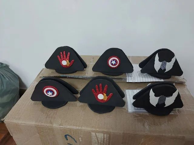 Bolo falso super heróis  - Foto 5