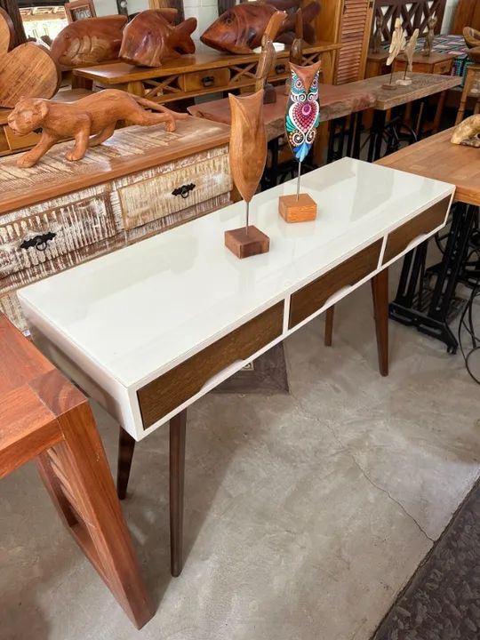  Aparador de MDF com 3 Gavetas e Detalhe em Vidro  - Foto 3