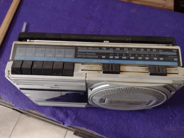 Rádio gravador antigo  - Foto 4
