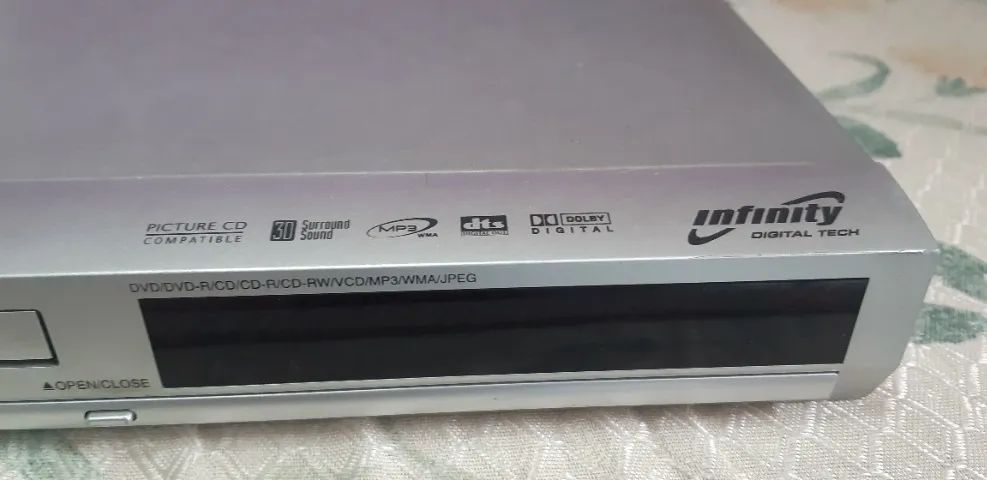 Aparelho de DVD Video Disk Player modelo SD7061 SLX, com controle remoto. Funcionando. - Foto 2