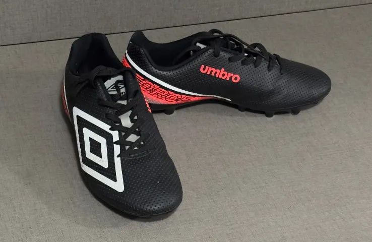 Chuteira Umbro Campo n° 41