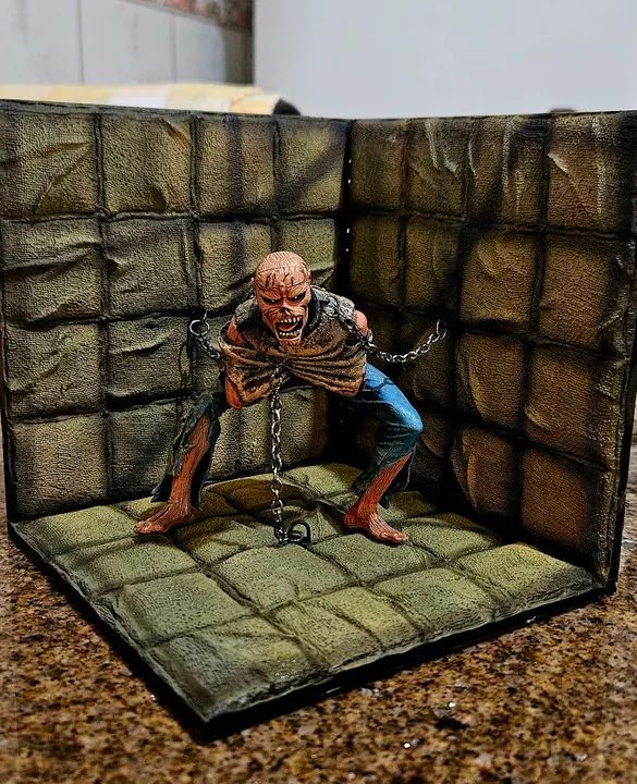 Eddie Piece of Mind - Neca Original 