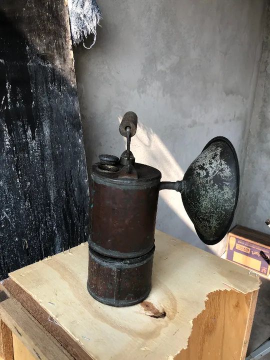 Lanterna antiga de ferrovia, a carbureto.  - Foto 5