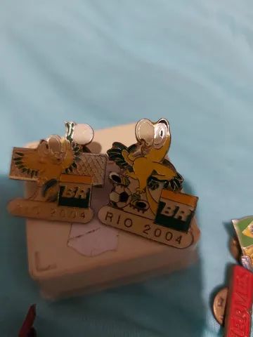 pins antigos - Foto 3