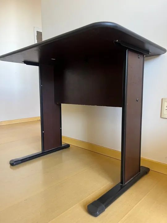 MESA PARA COMPUTADOR (PC) - Foto 4