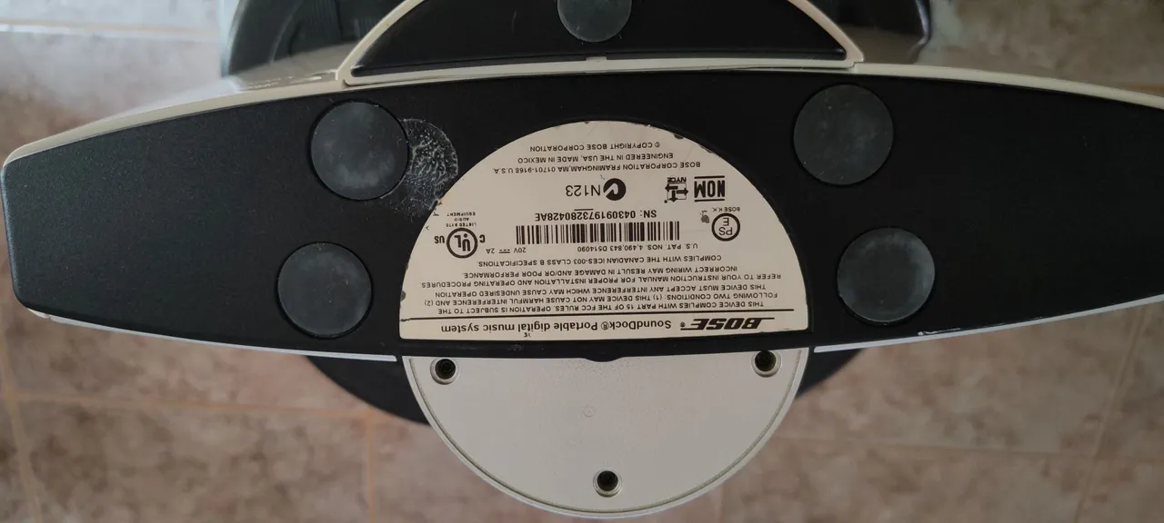 Bose SoundDock Portable digital musica system.