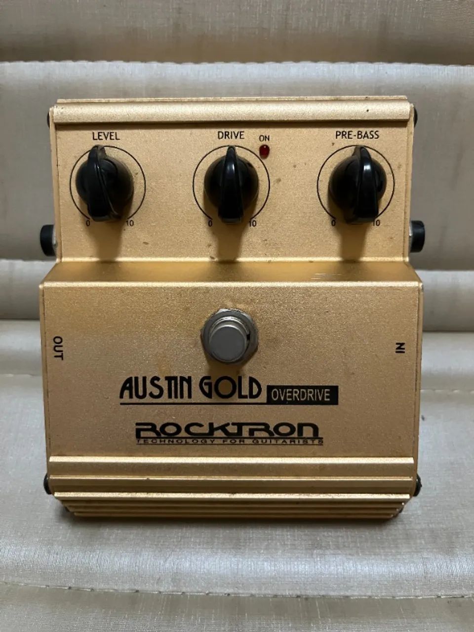 Pedal Rocktron Austin Gold Overdrive - Conservadao!! Dourado