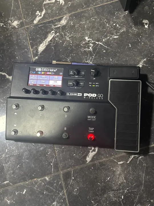 Pedaleira Line6 Pod Go Wireless