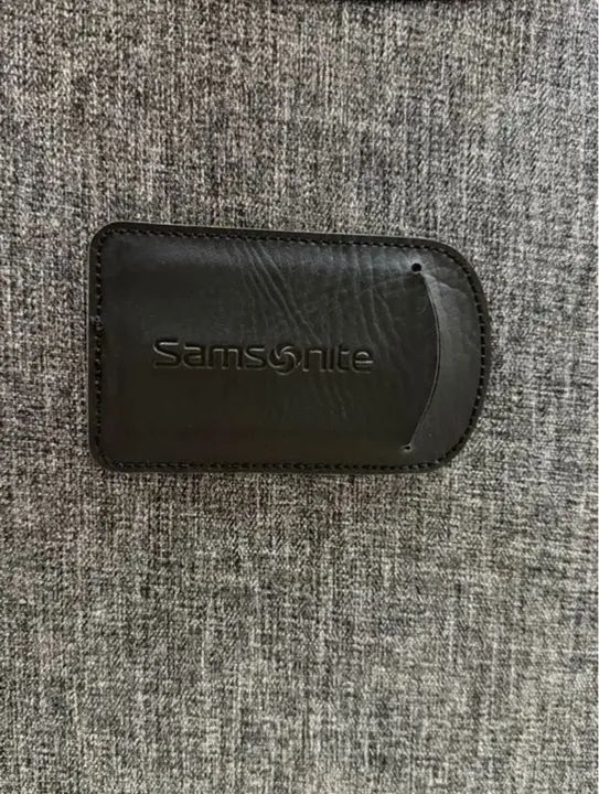 Vendo Mala Samsonite | Novíssima | tamanho G Original roda 360° - Foto 4