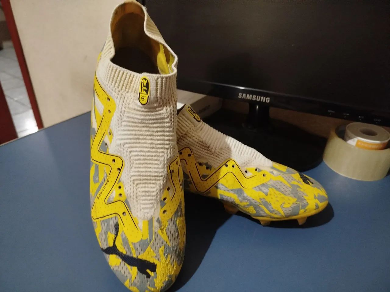Chuteira de campo Puma - Foto 2