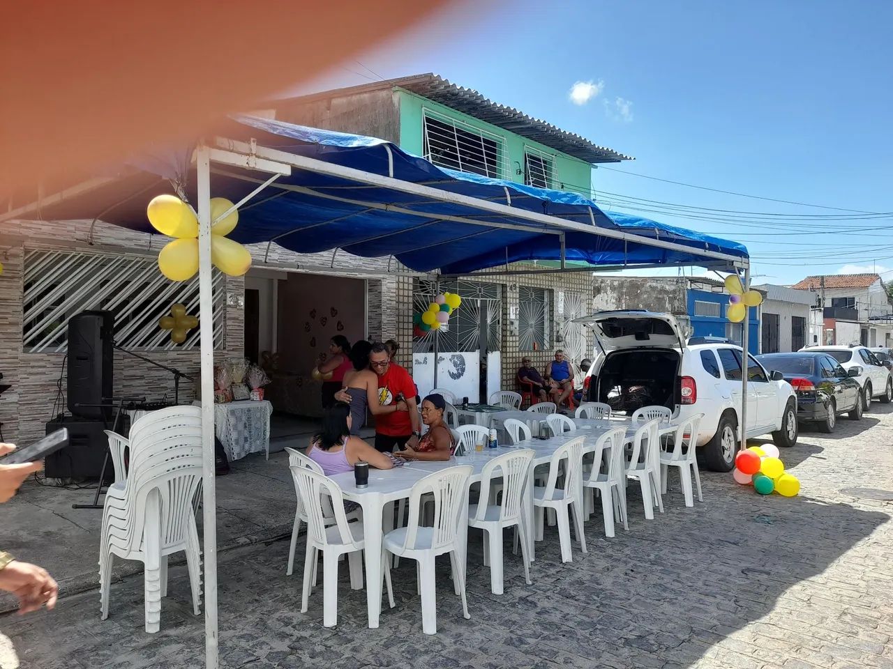 Vendo este toldo Área externa com cobertura e mesas para festas - Foto 4