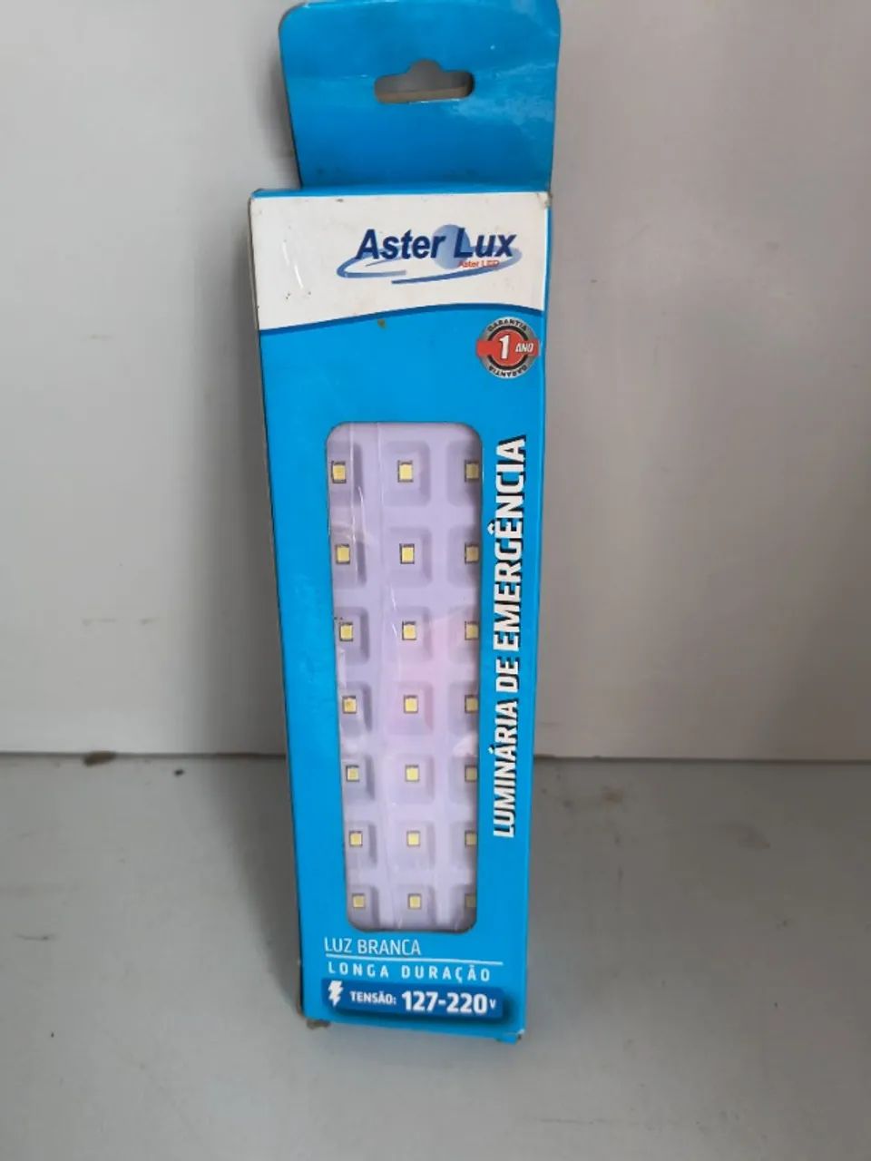 Luminaria de Emergencia Luz Branca 127-220v 15w