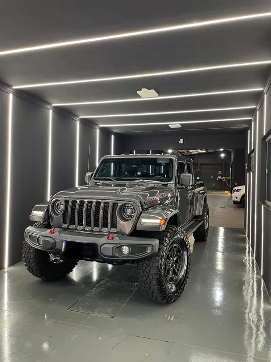 Jeep Gladiator 2023 3.6 V6 Gasolina Rubicon 4p 4x4 At8  10.000km - Foto 3