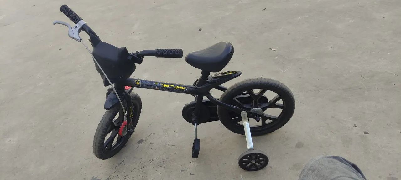 Bicicleta infantil Batman  - Foto 2