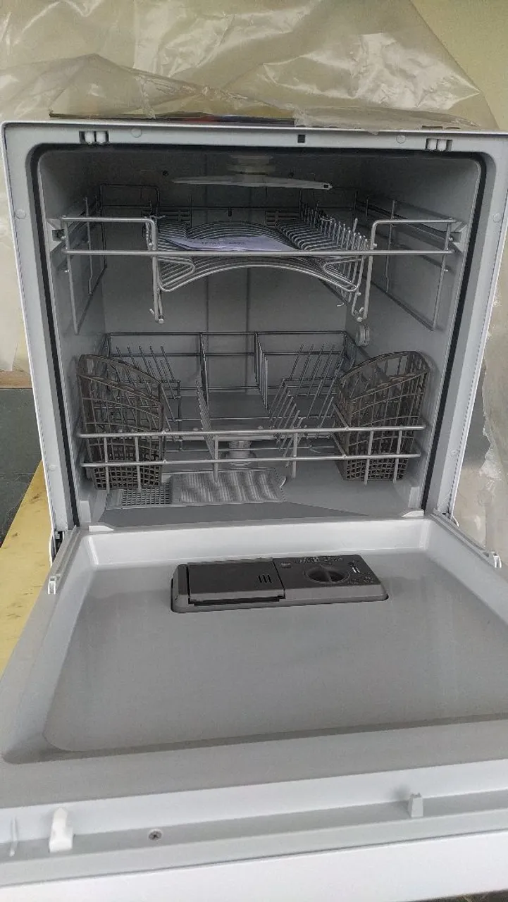Lava-louças Automática - Impecável!
