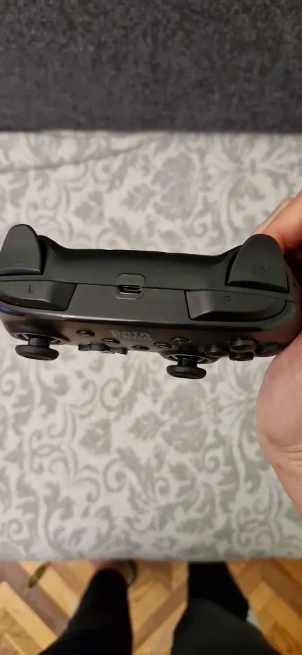 Controle para Nintendo Switch e PC com luzes RGB - Foto 3