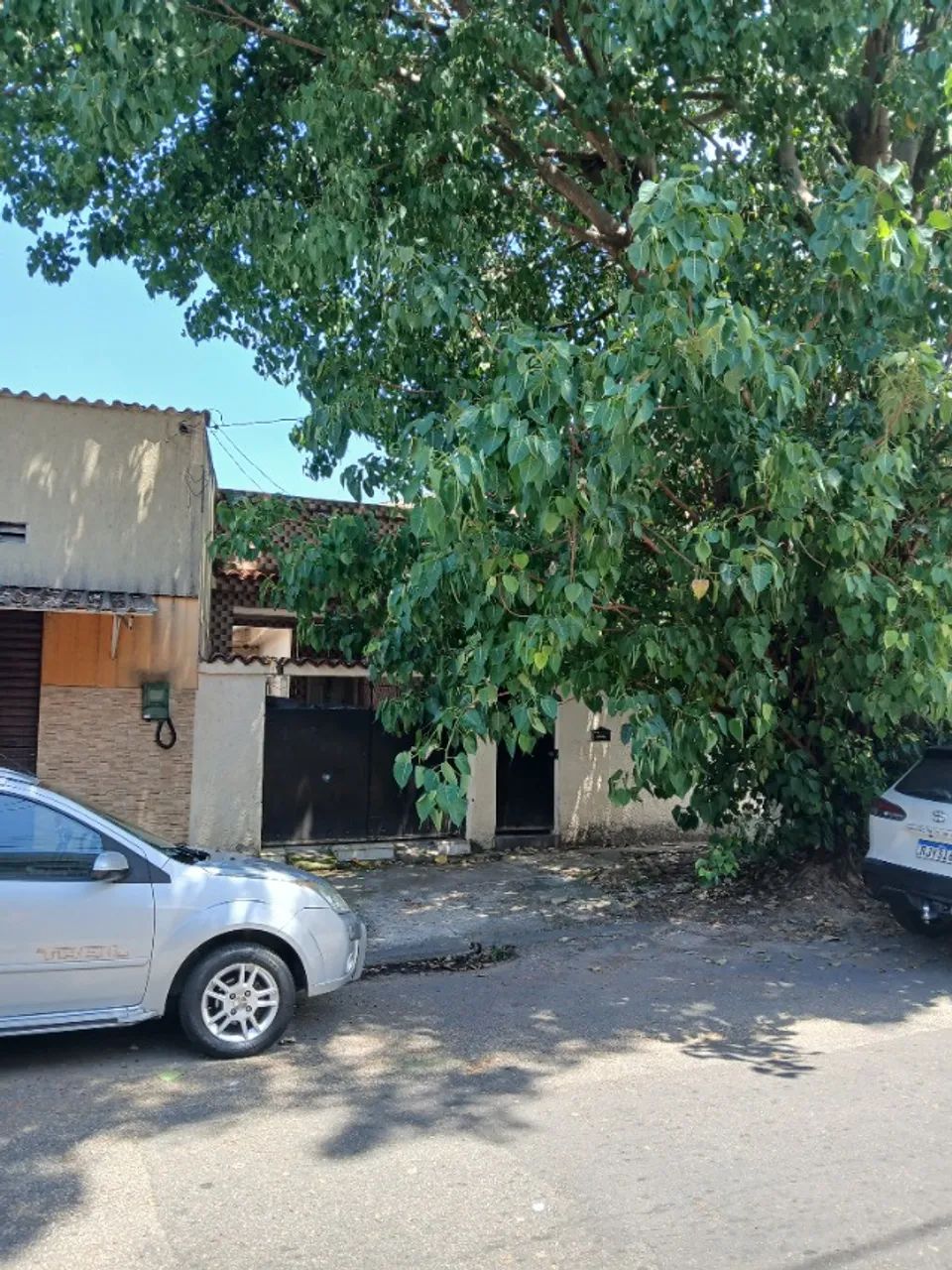 Imóvel em Olaria com 3 casas e 2 lojas - Foto 3
