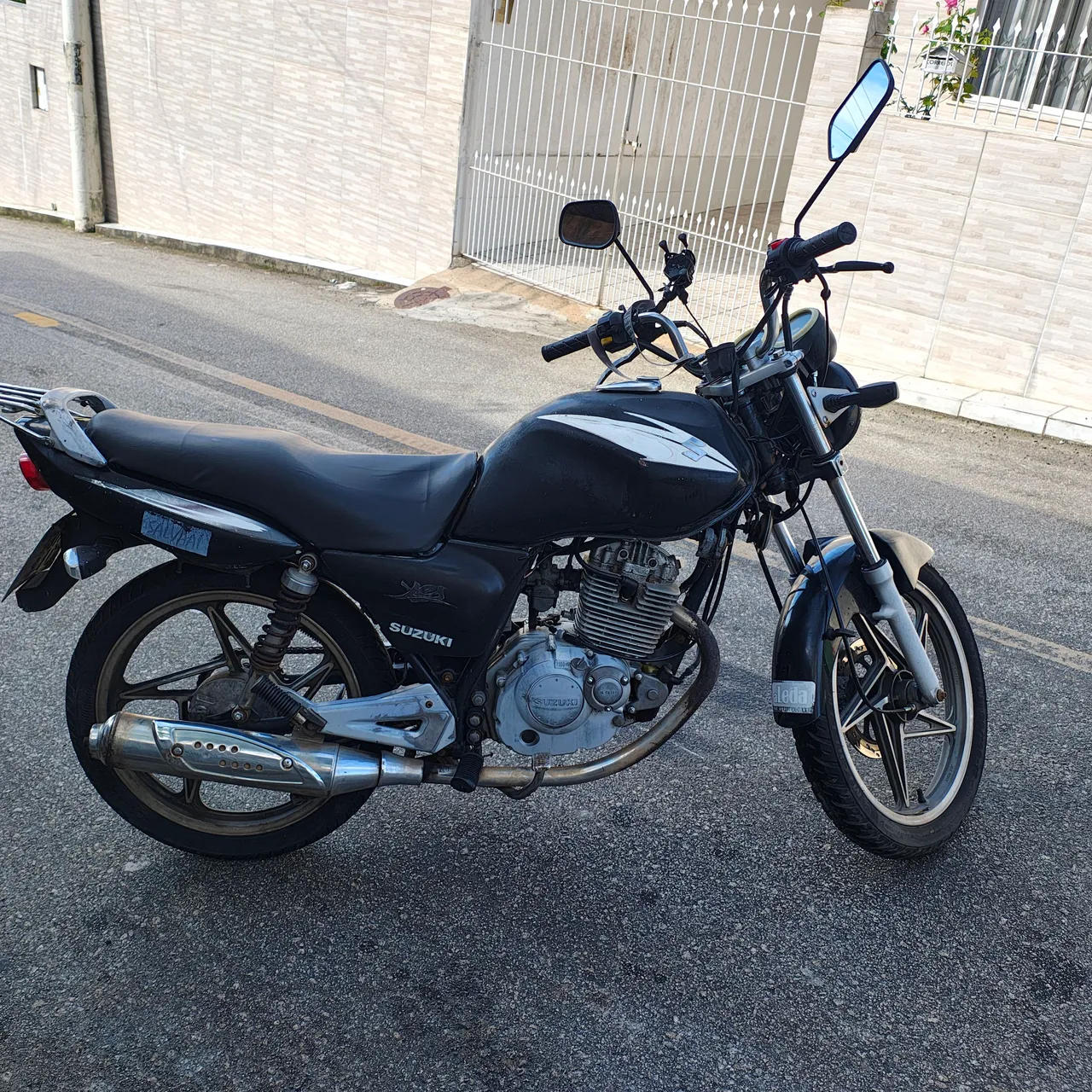 Moto Yes 125 2009, documentos em dias e em meu nome