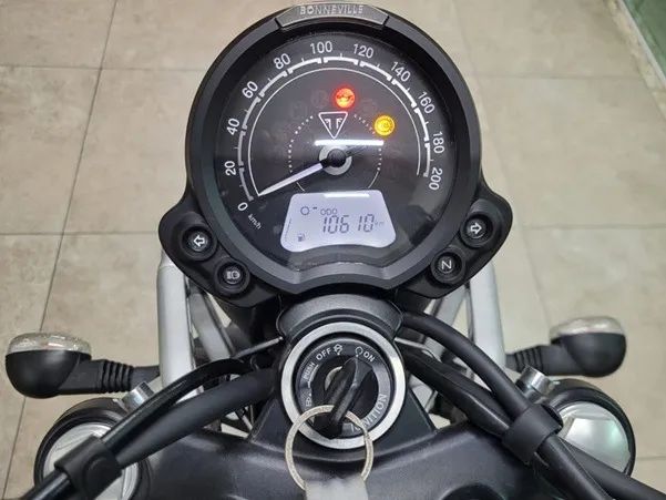 Street Scrambler 900 - 2020 - 10.600 km - impecável - Foto 8