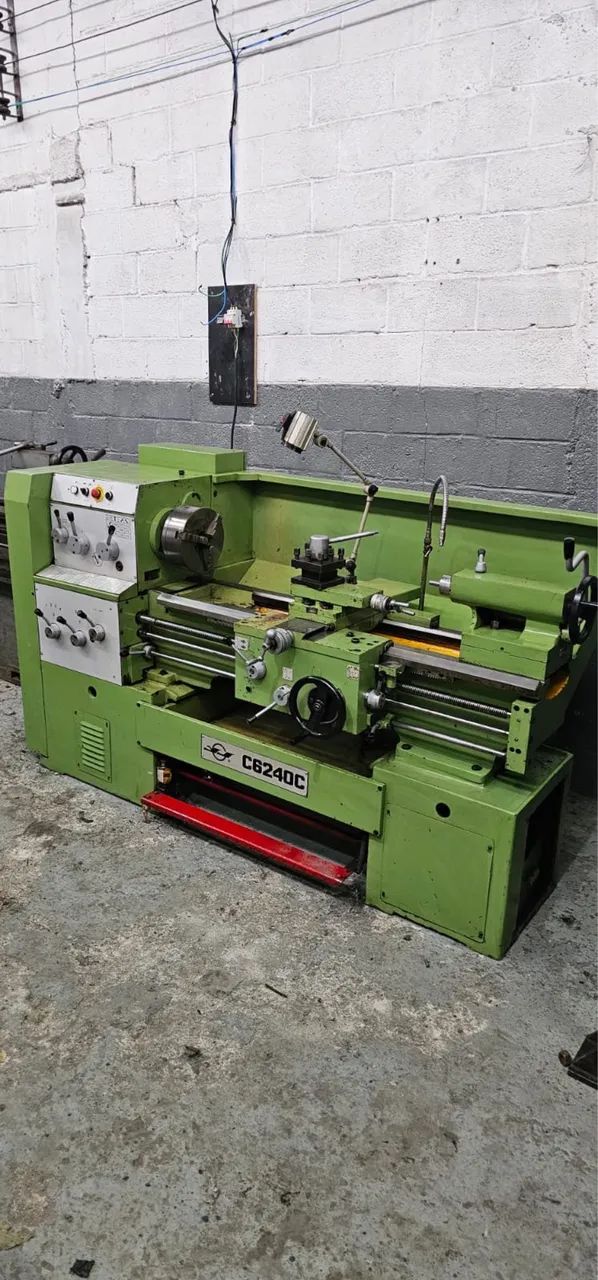 Torno Mecânico C6240C 