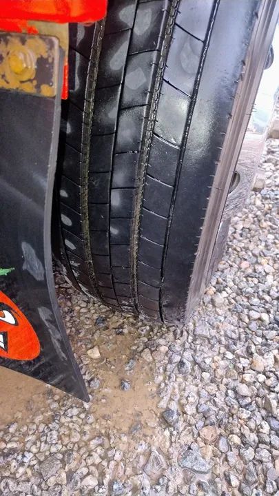 Caminhão Mercedes-Benz 710 Baú 5,50 comp., 2,65 altura, 2,28 largura - Foto 11